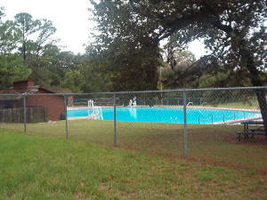 bastroppool.jpg
